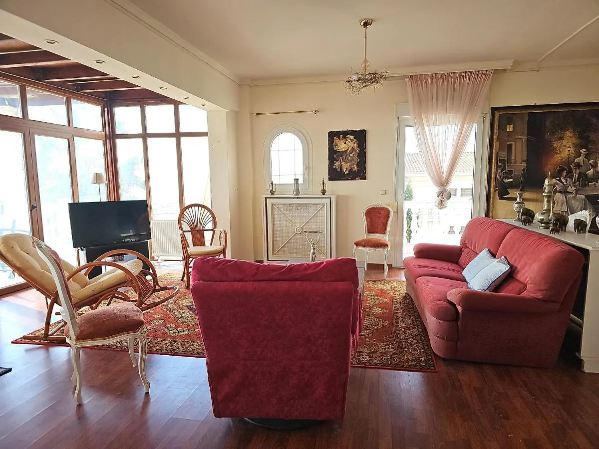 Escape To Villa Panorama And Enjoy The Classic Charm With Stunning Sea Views Салоники Греция