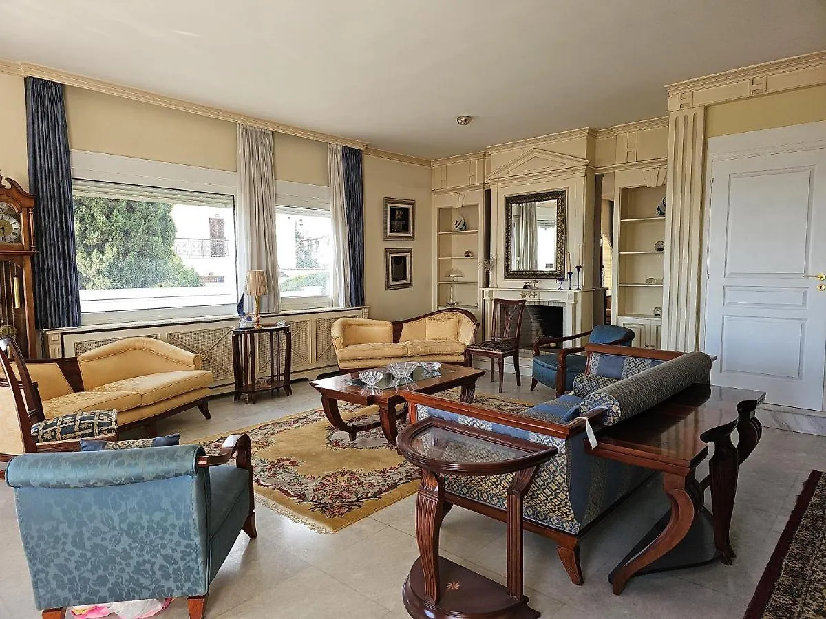 Escape To Villa Panorama And Enjoy The Classic Charm With Stunning Sea Views Салоники 0*,