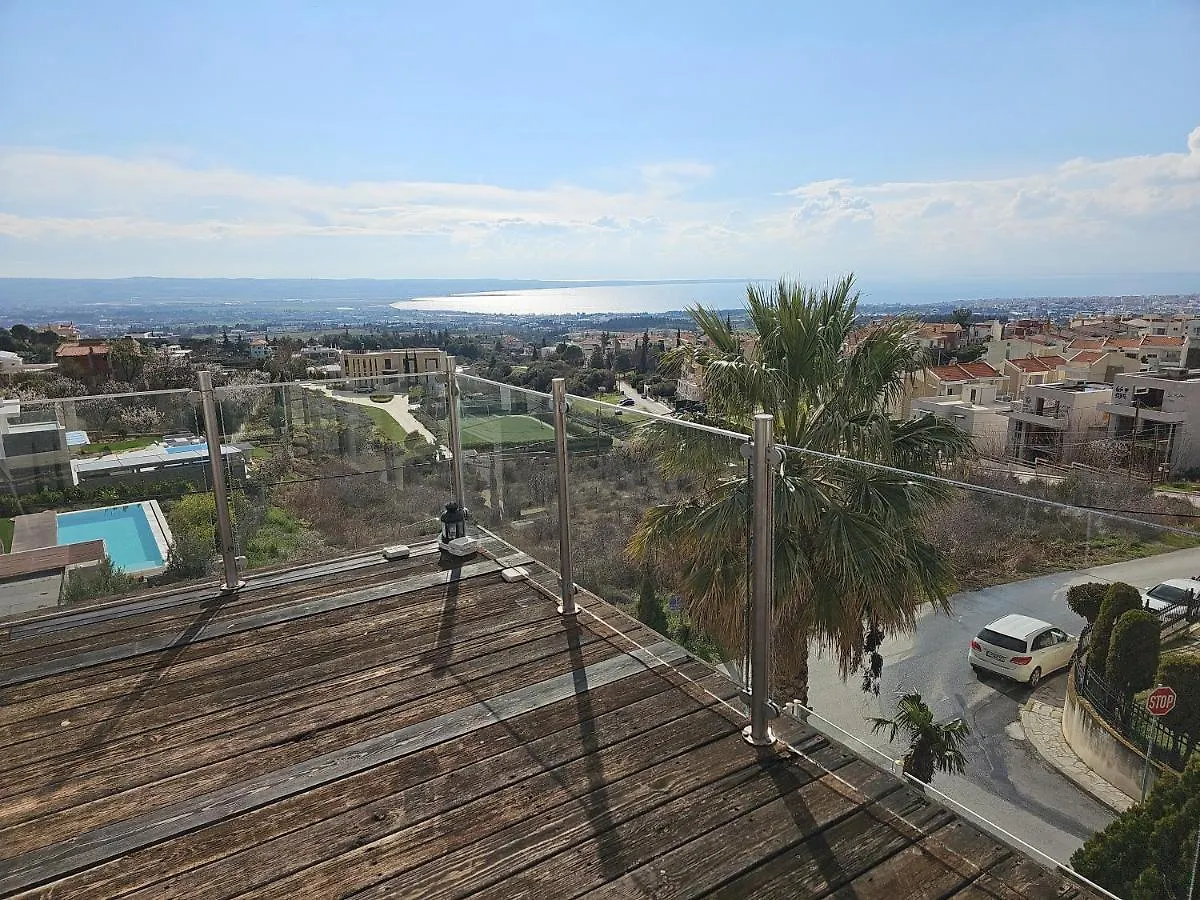 Escape To Villa Panorama And Enjoy The Classic Charm With Stunning Sea Views Салоники