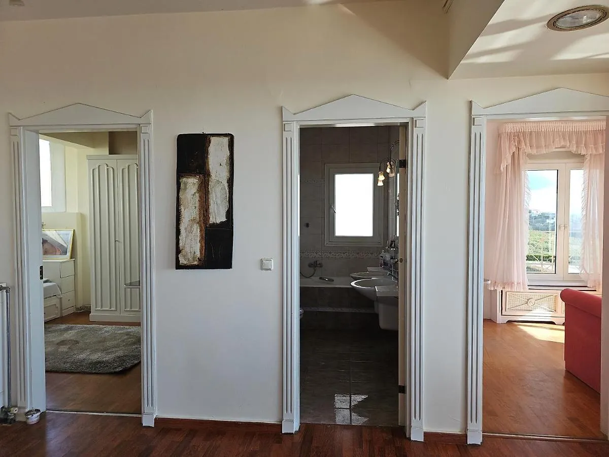 Escape To Villa Panorama And Enjoy The Classic Charm With Stunning Sea Views Салоники 0*,