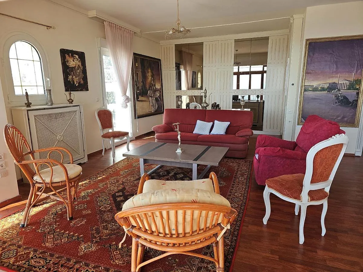 Escape To Villa Panorama And Enjoy The Classic Charm With Stunning Sea Views Салоники